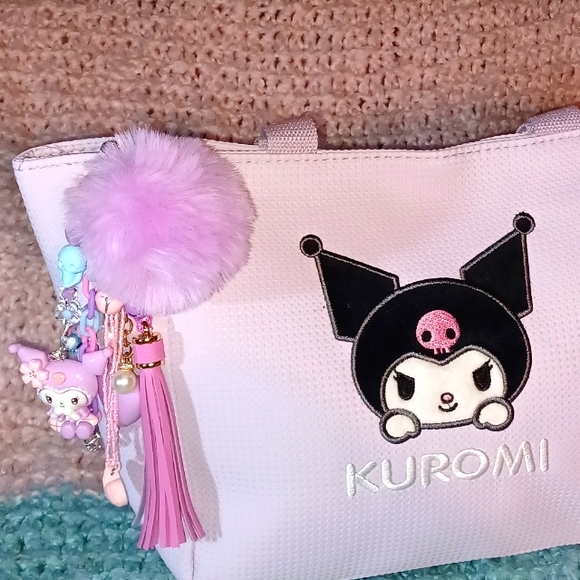 Kuromi's Wonderful Lilac Tote and Dangler/Keychain - Picture 14 of 16